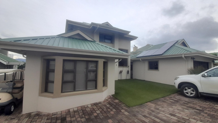 3 Bedroom Property for Sale in Kosmos North West